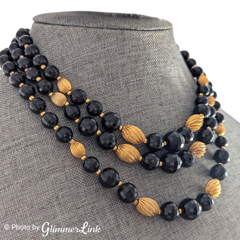 Vintage Lisner Triple Strand Black Faceted Bead Ribbed Gold Tone Bead Necklace - Picture 2 of 9